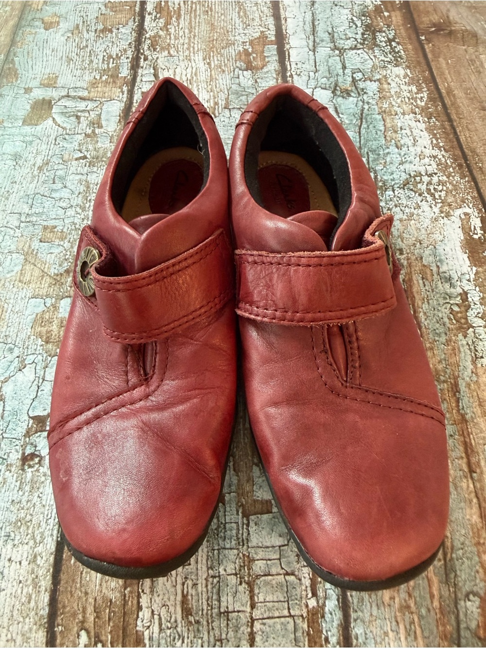Clarks Women's Brown Red Artisan Soft Leather Flats Size 7.5